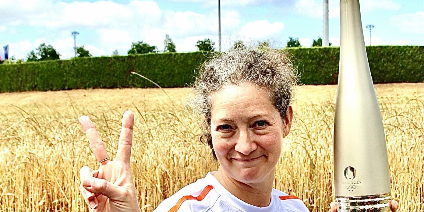 Messenger_creation_dc066318-d571-4da1-9060-c6a9ee204e95 (1)